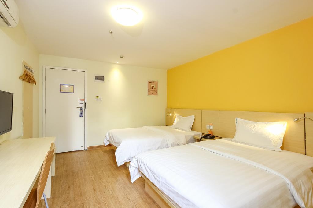 7Days Inn Guangzhou New Tianhe Park Екстериор снимка